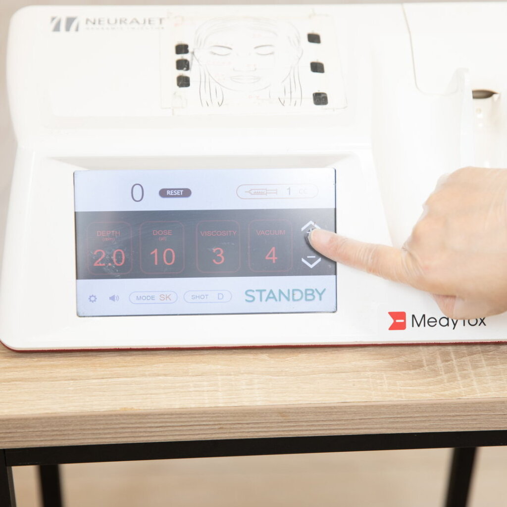 水光注射の設定をかえているところ